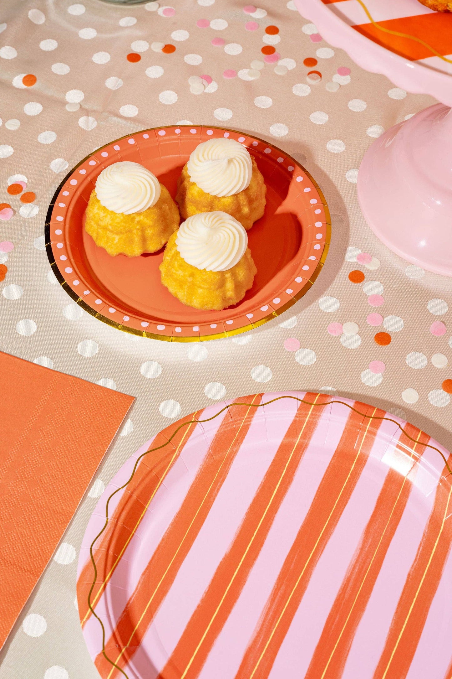 Emergency Confetti - Red & Pink Birthday Guest Napkins