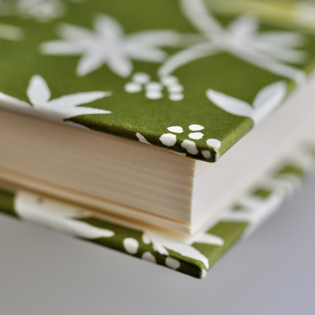 Songbird Moss Very Large Hardback Notebook