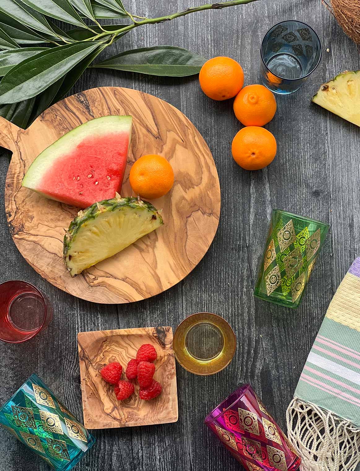 Olive Wood Medium Round Cheese Board