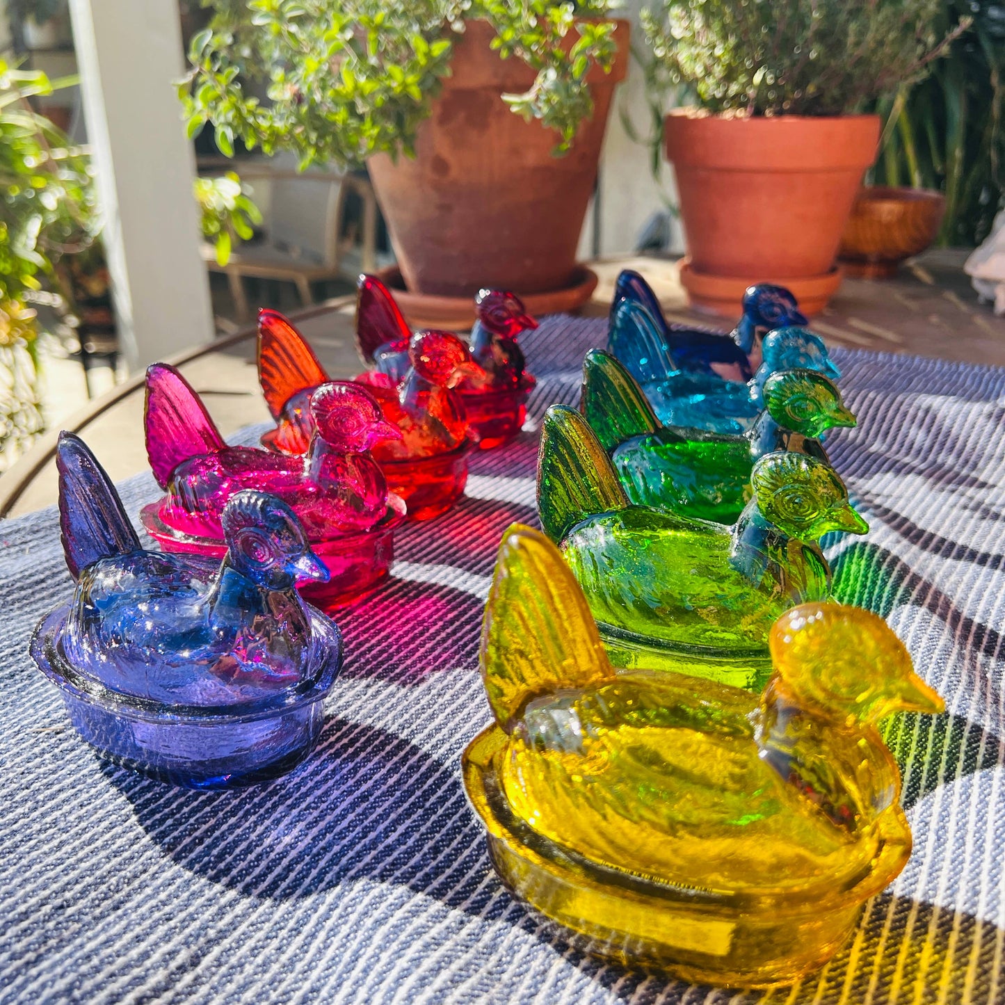 Nesting Hen Bowl - HONEY YELLOW | Hand Blown Glass