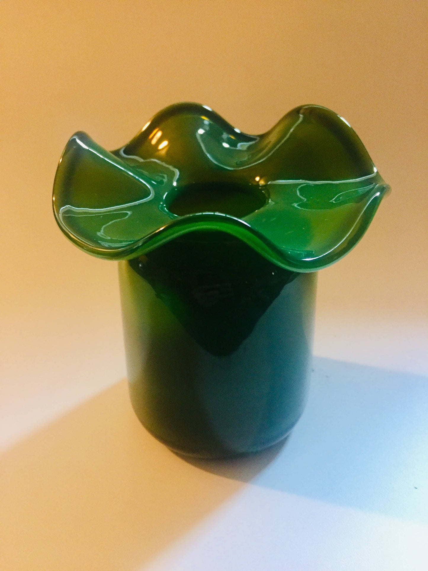 Ruffle Bud vase