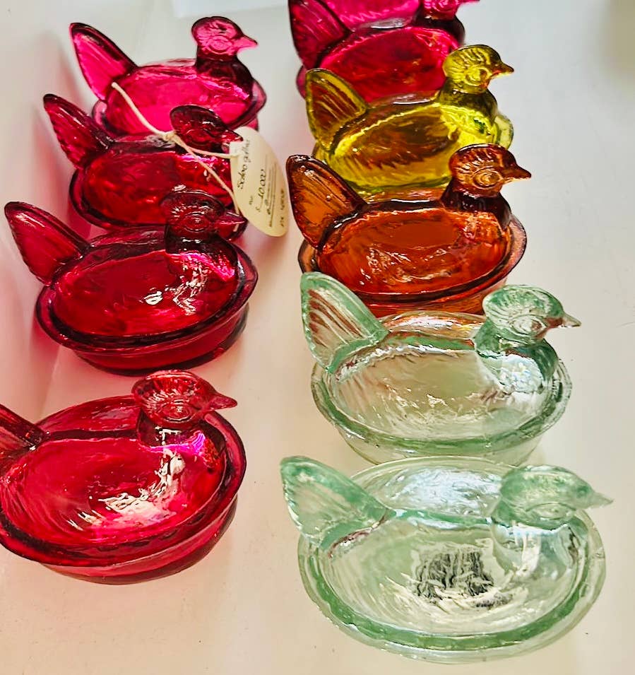 Nesting Hen Bowl - CLEAR DIAMOND | Hand Blown Glass