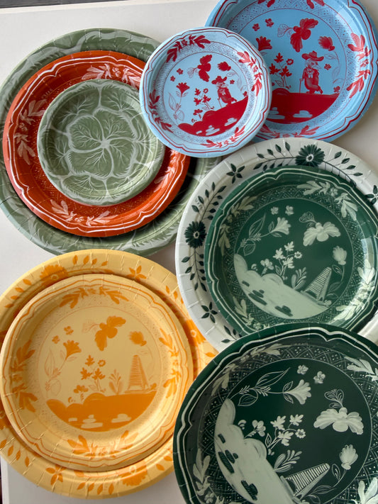 Forest Beachside Pavilion Dinner Paper Plates - 8 pack