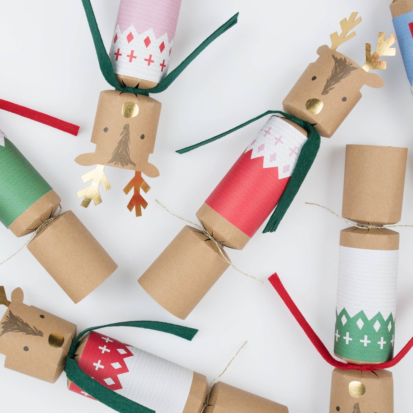 Woodland Jumper Reindeer Crackers