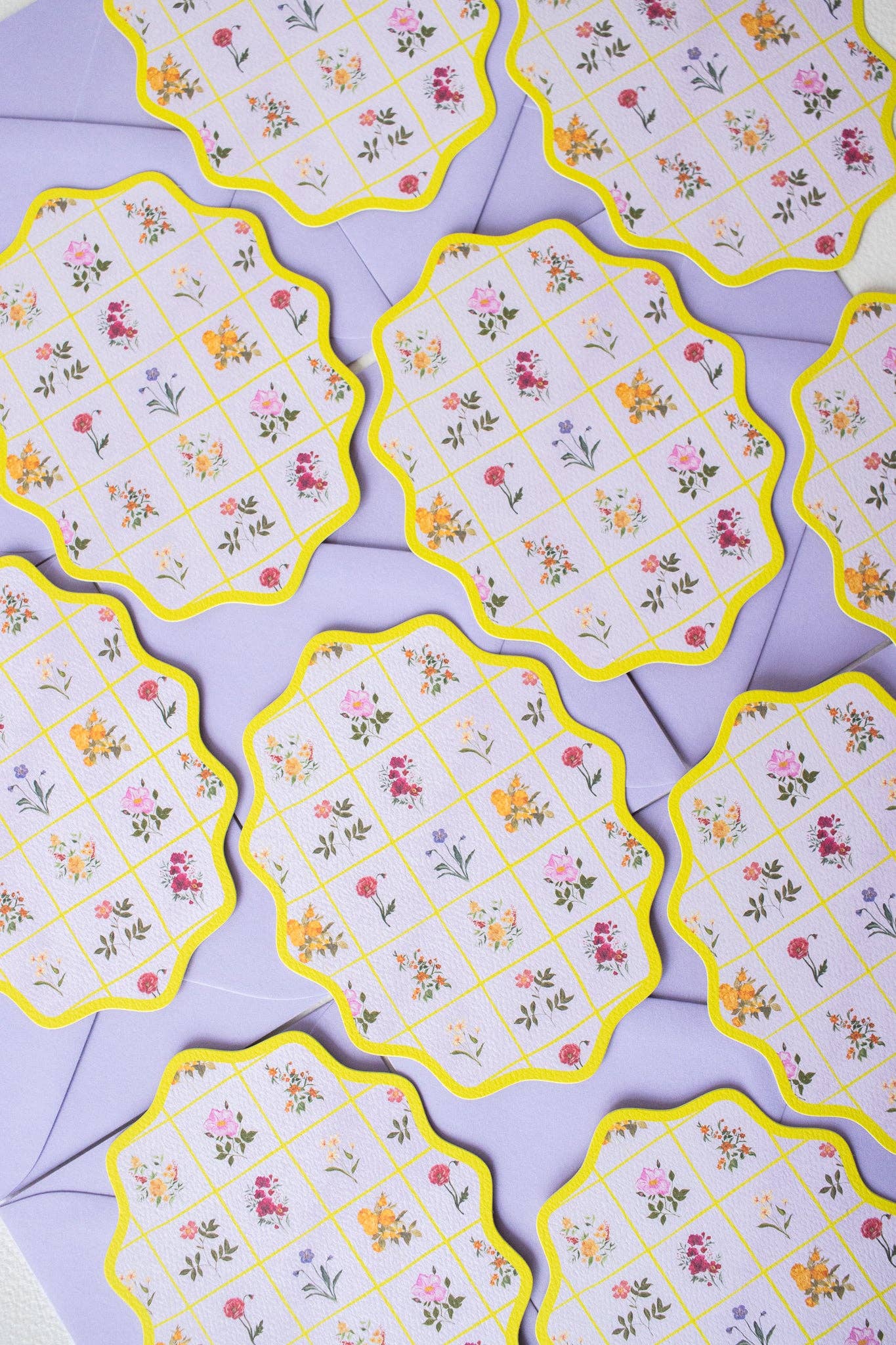 Lilac Flower Notecards with Wavy Edge